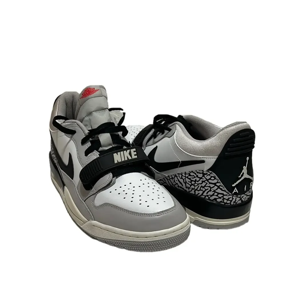 JORDAN legacy 312 low tech grey fire red black men’s Sneakers Size 11.5 GUC.